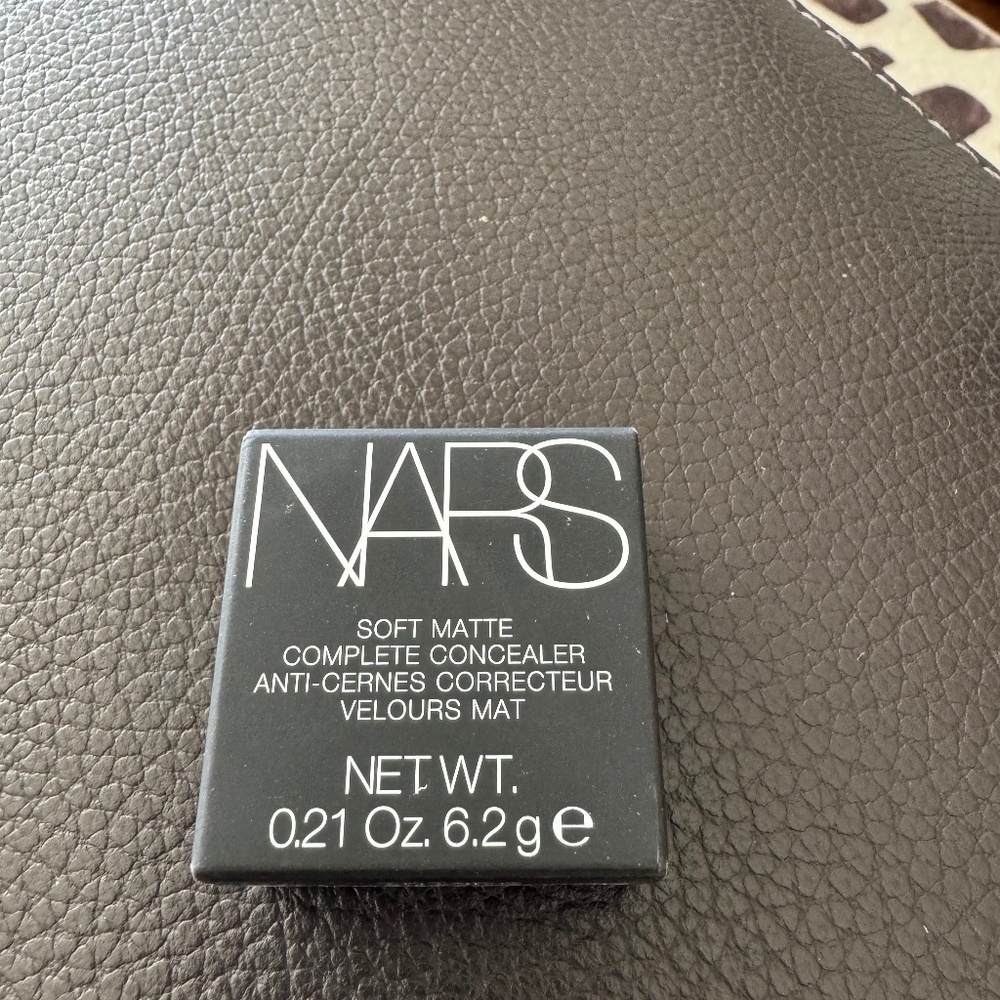 NARS - Soft Matte Complete Concealer - Medium 1 Custard - NIB